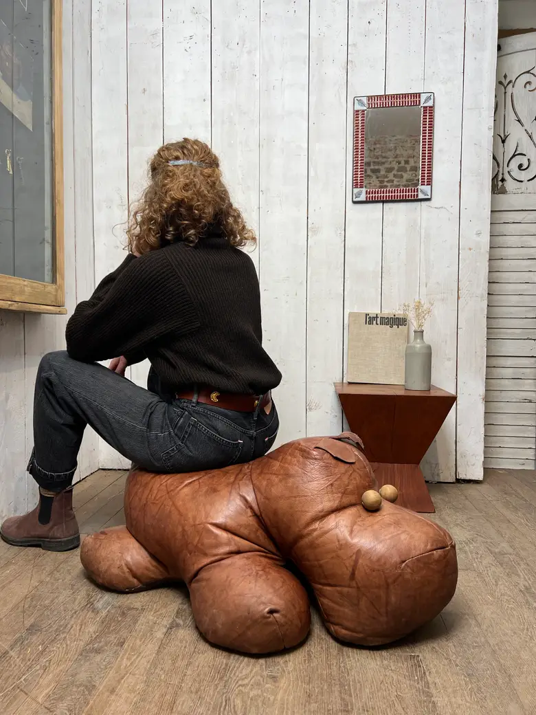 Pouf hippopotame en cuir – Années 50