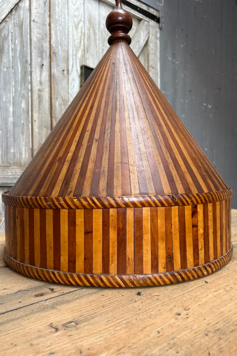 Rare boîte à chapeaux 19ème