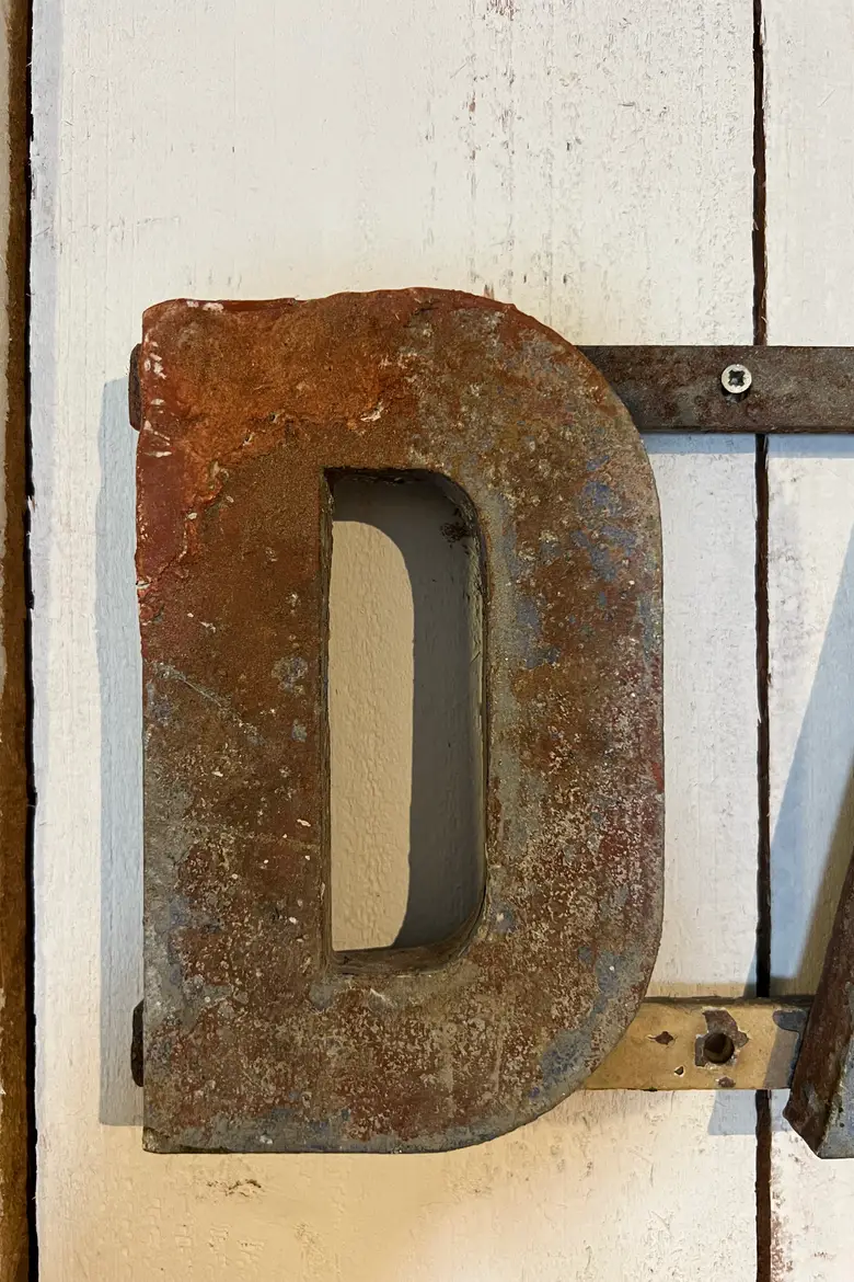 Rares enseignes de vestiaire Début XXème