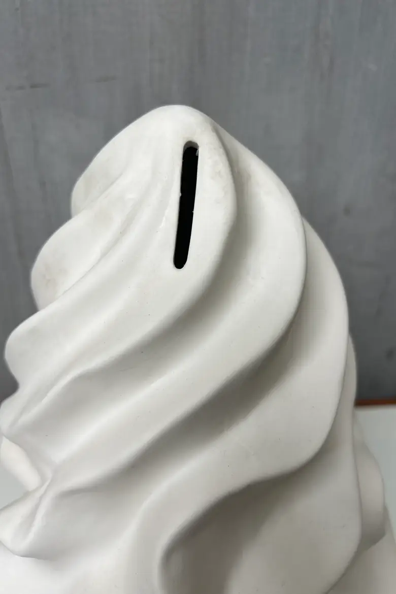 Sculpture en céramique «Glace à l’italienne »