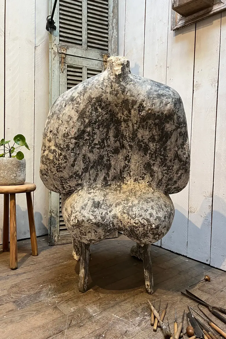 Sculpture / ébauche d’atelier d’artiste — sculture d'artiste