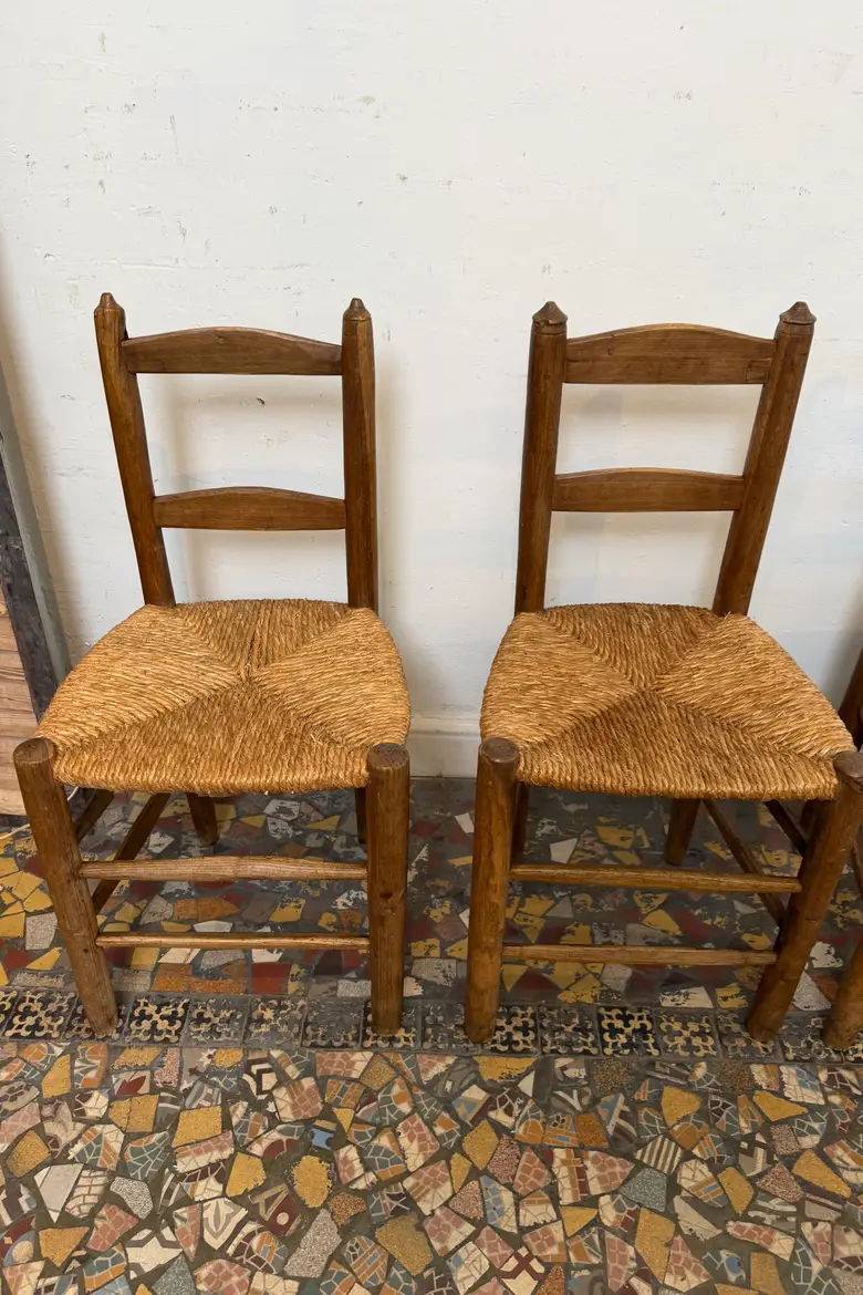 Série de 4 chaises paillées