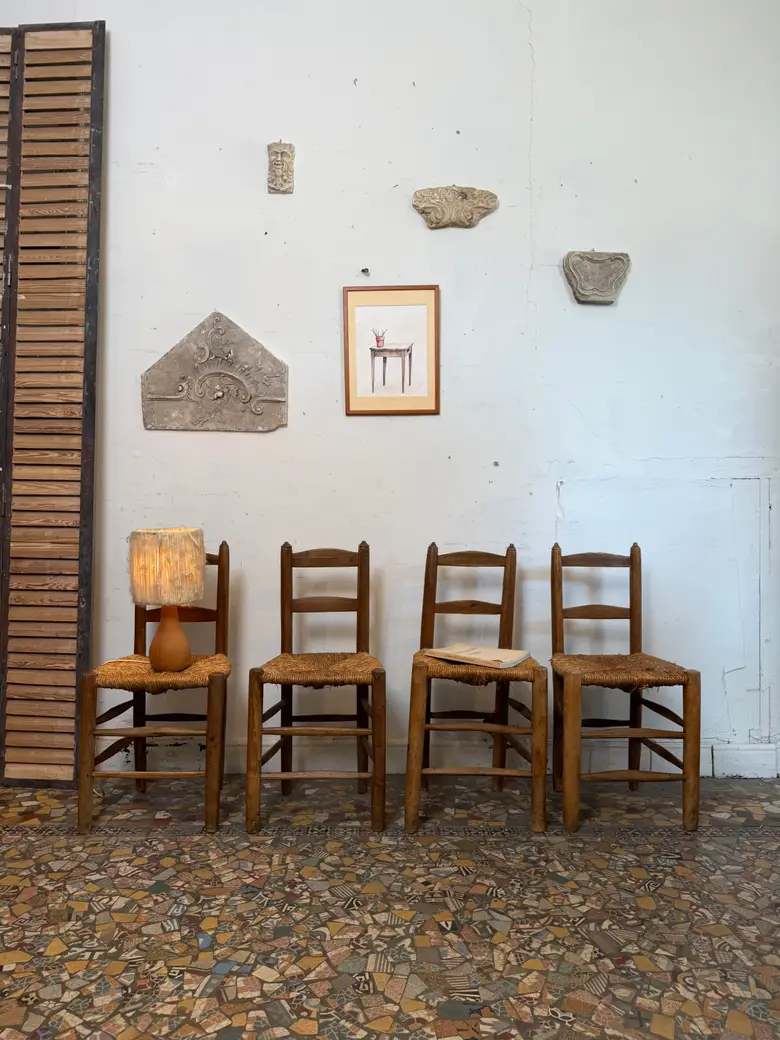 Série de 4 chaises paillées — Série de 4 chaises paillées