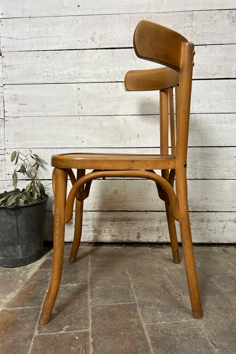 Série de 6 chaises bistrot Thonet en bois blond