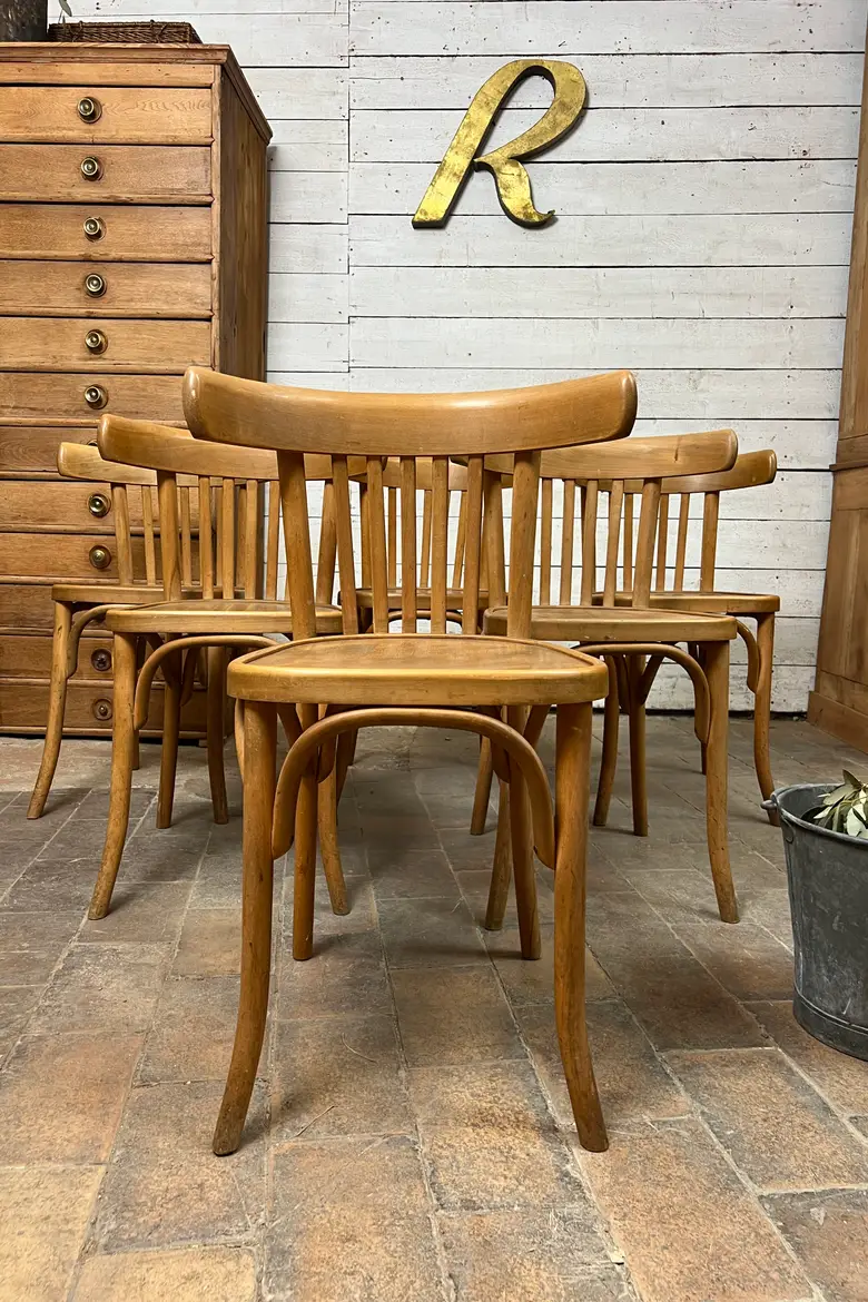 Série de 6 chaises bistrot Thonet en bois blond
