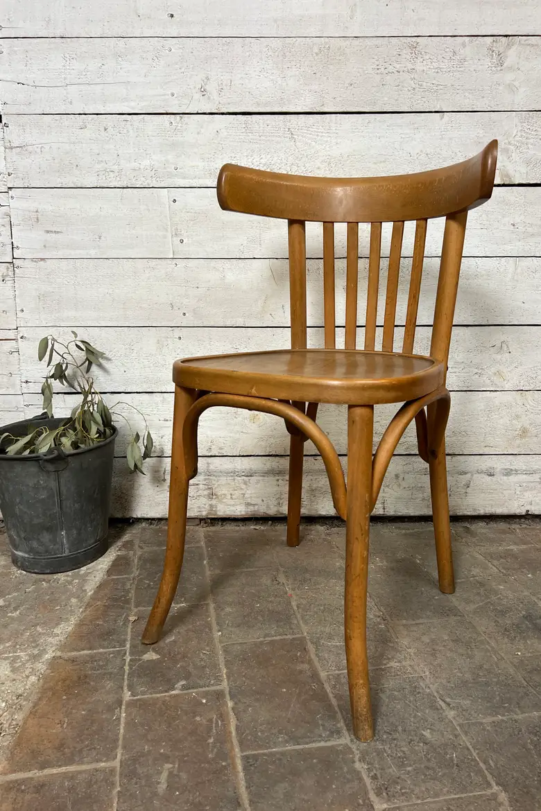 Série de 6 chaises bistrot Thonet en bois blond