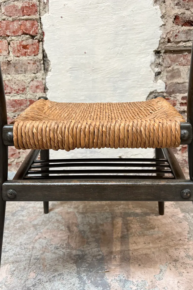 Série de 8 chaises vintage en bois dans le goût de Gio Ponti