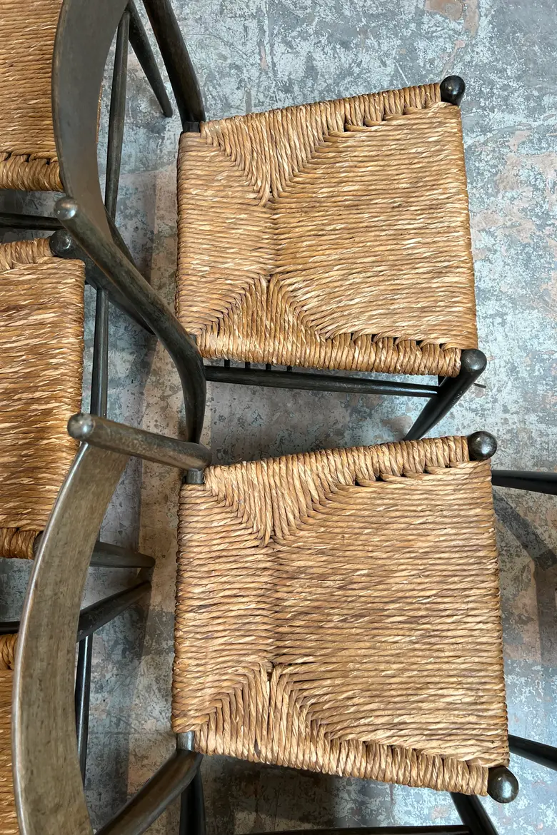 Série de 8 chaises vintage en bois dans le goût de Gio Ponti
