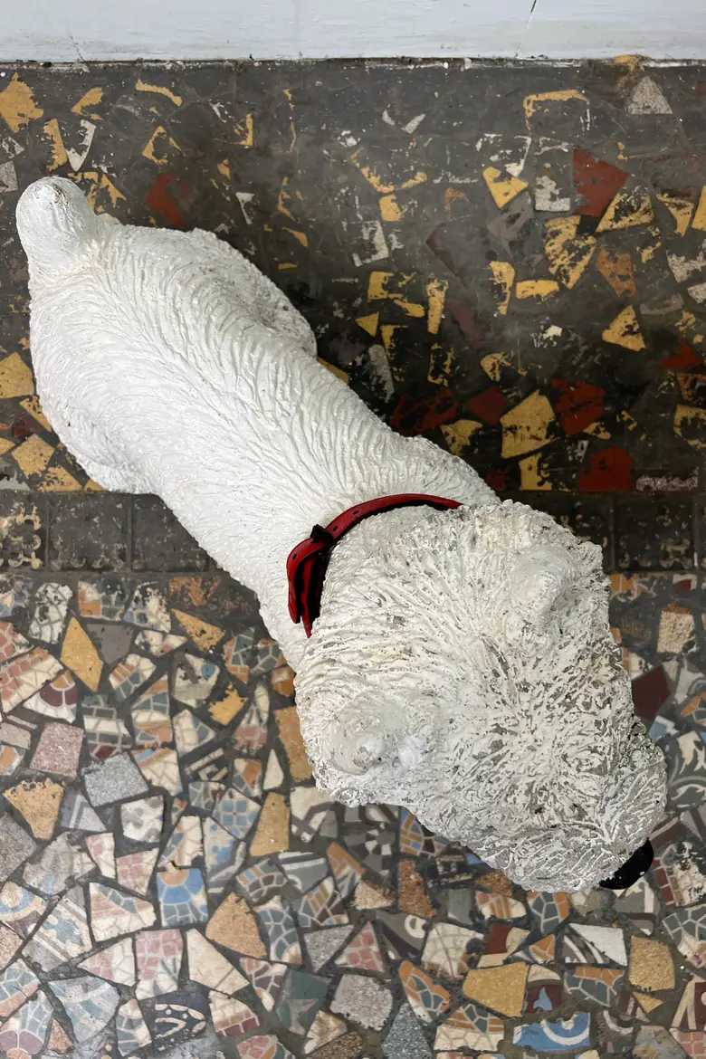 Statue en béton – Chien Westie – Années 80