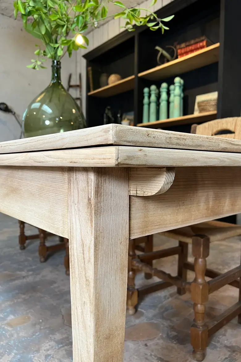 Table à rallonges en frêne