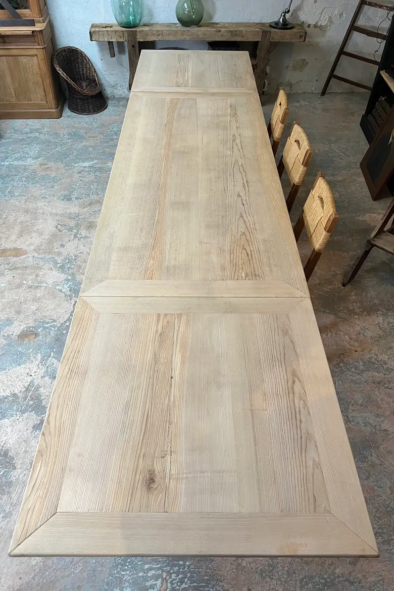 Table à rallonges en frêne