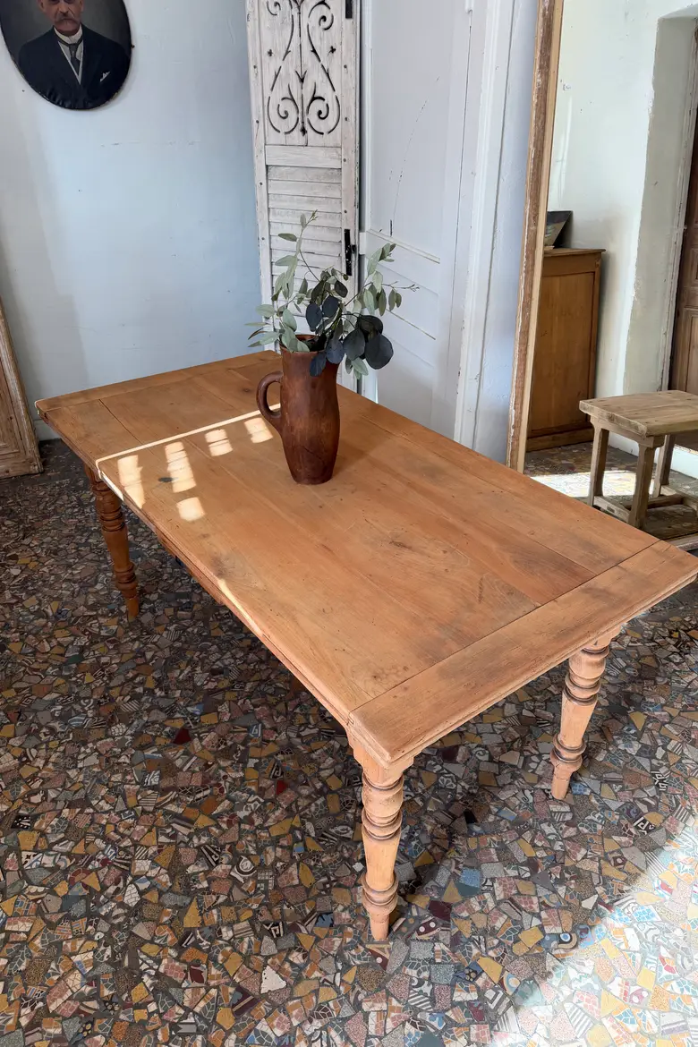 Table à rallonges en merisier – fin 19ᵉ
