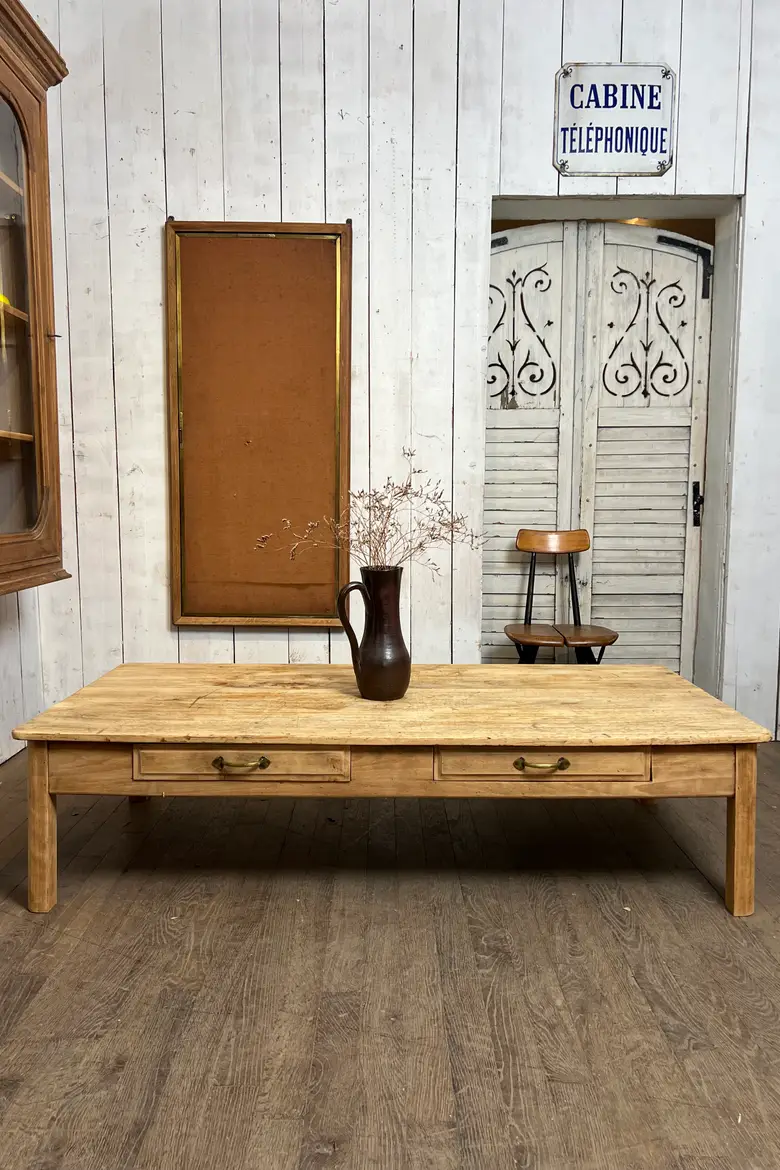 Table basse ancienne en peuplier