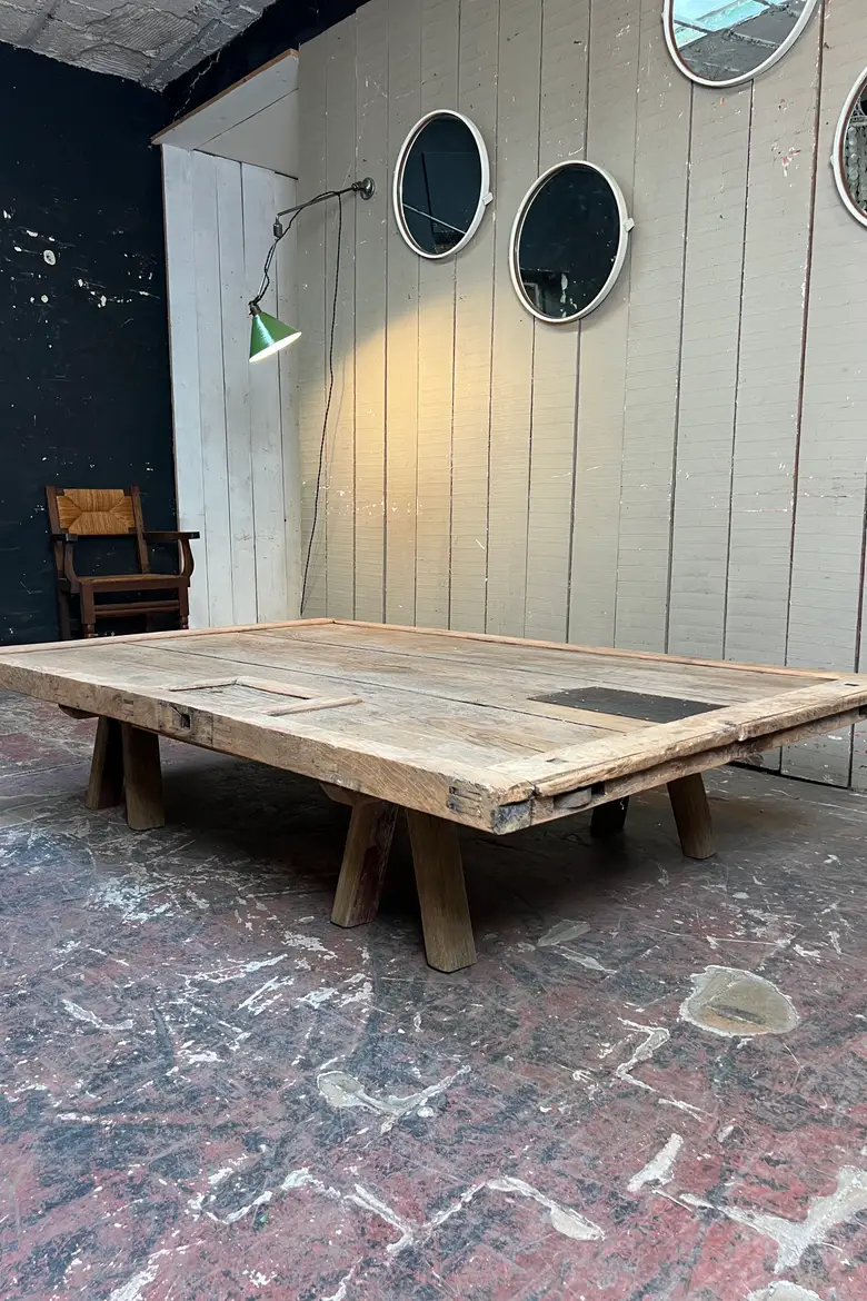Table basse avec porte japonaise