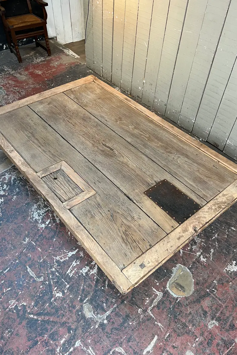 Table basse avec porte japonaise