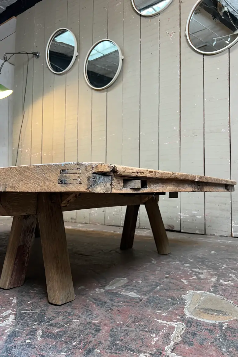 Table basse avec porte japonaise