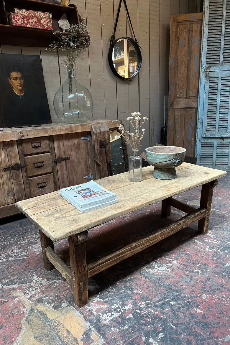 Table basse brutaliste Début XXème