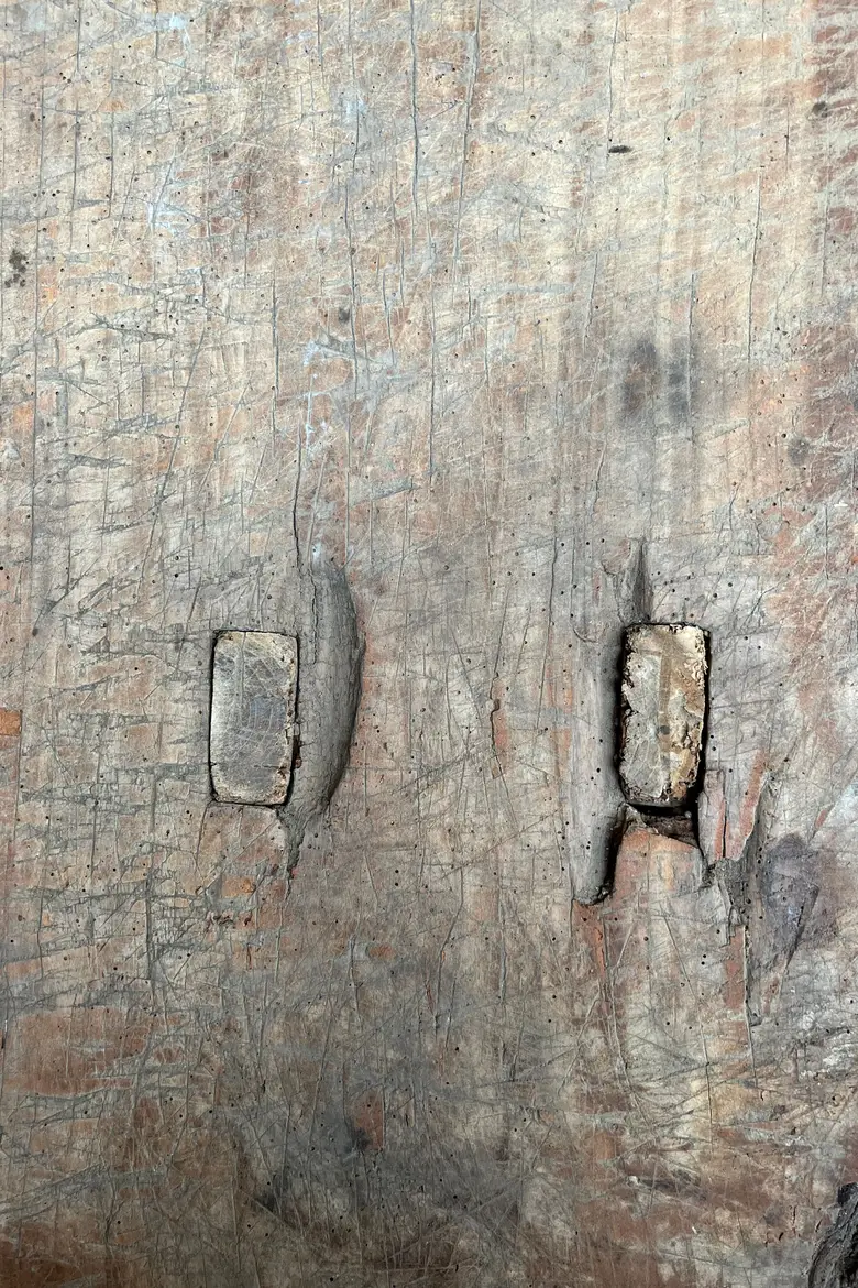 Table basse brutaliste Début XXème