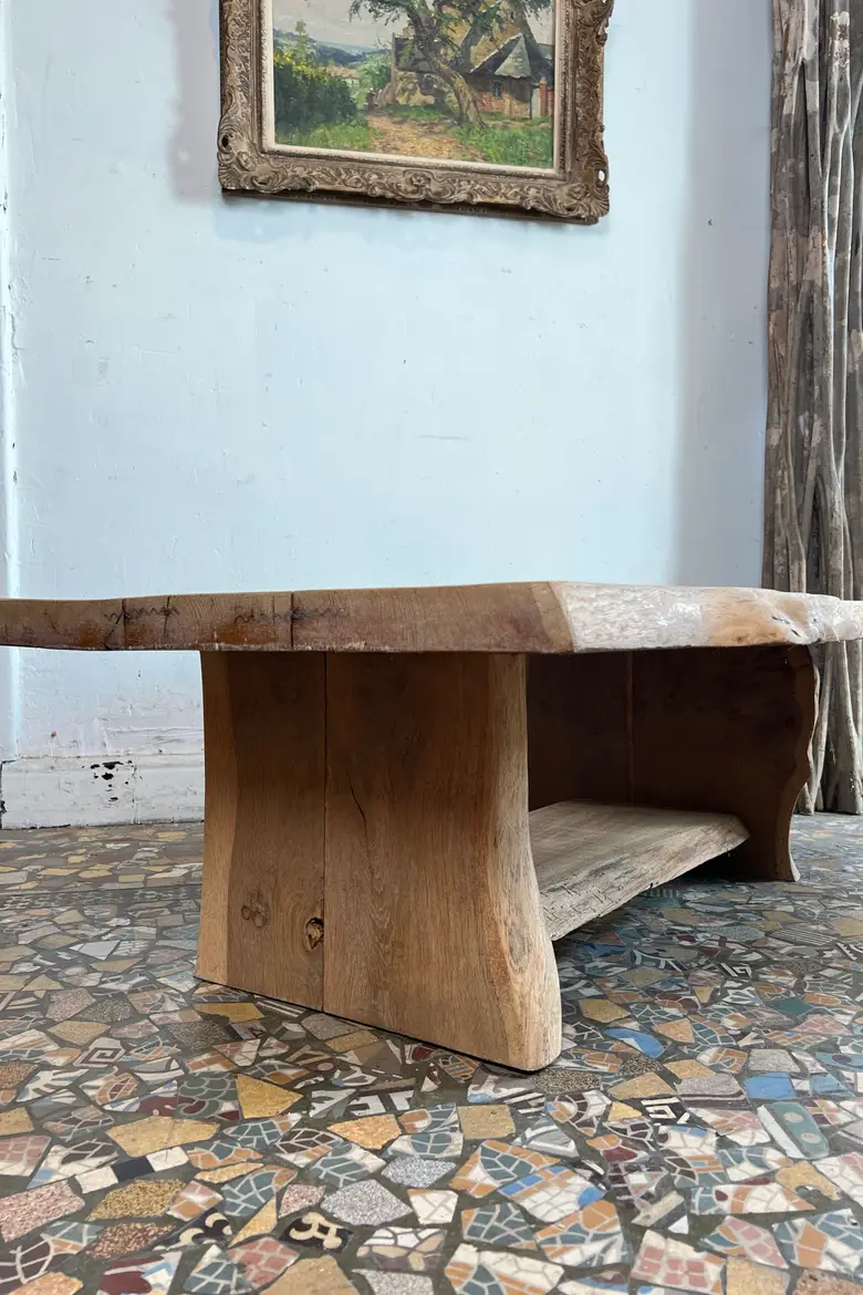 Table basse brutaliste en chêne – Années 50