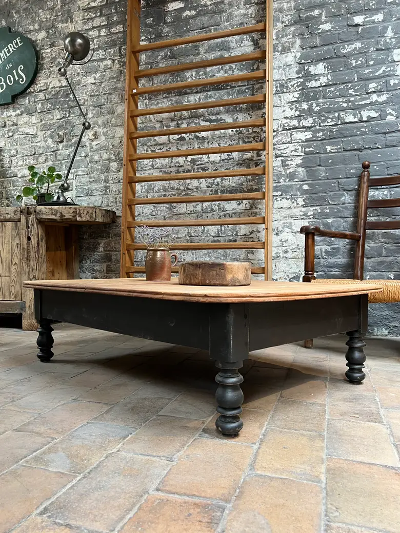 Table basse en acajou Début XXème