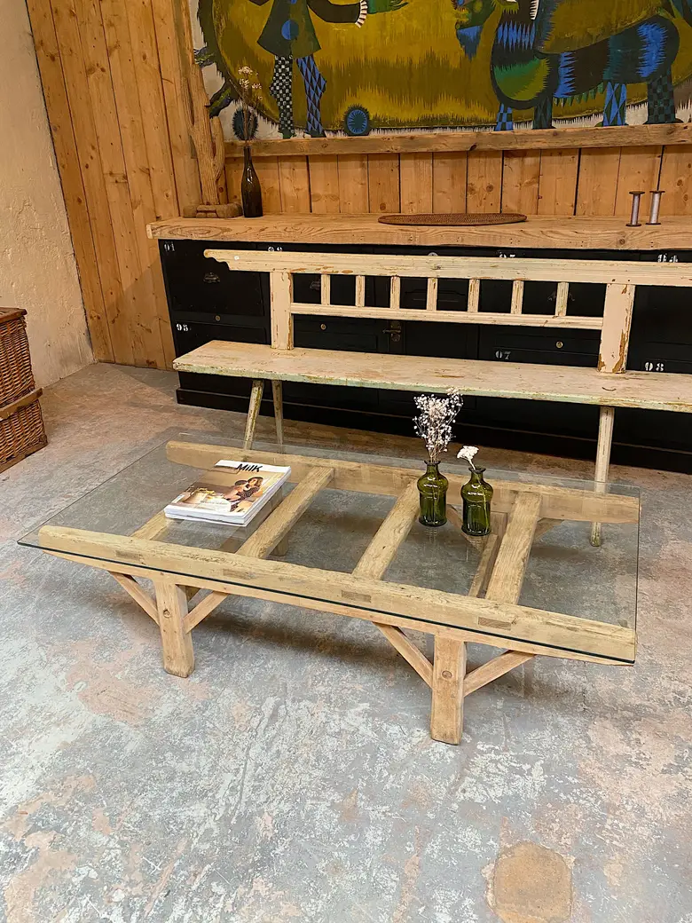 Table basse en bois et verre Début XXème