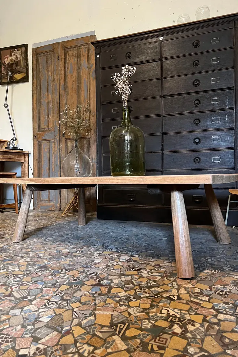 Table basse en châtaignier Début XXème