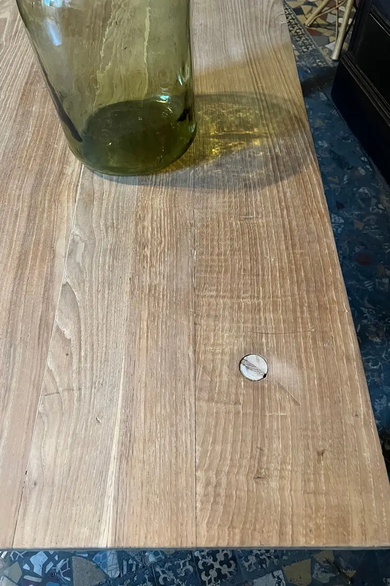 Table basse en châtaignier Début XXème
