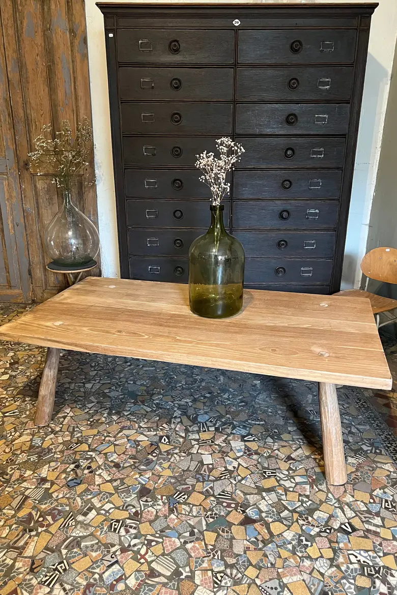 Table basse en châtaignier Début XXème