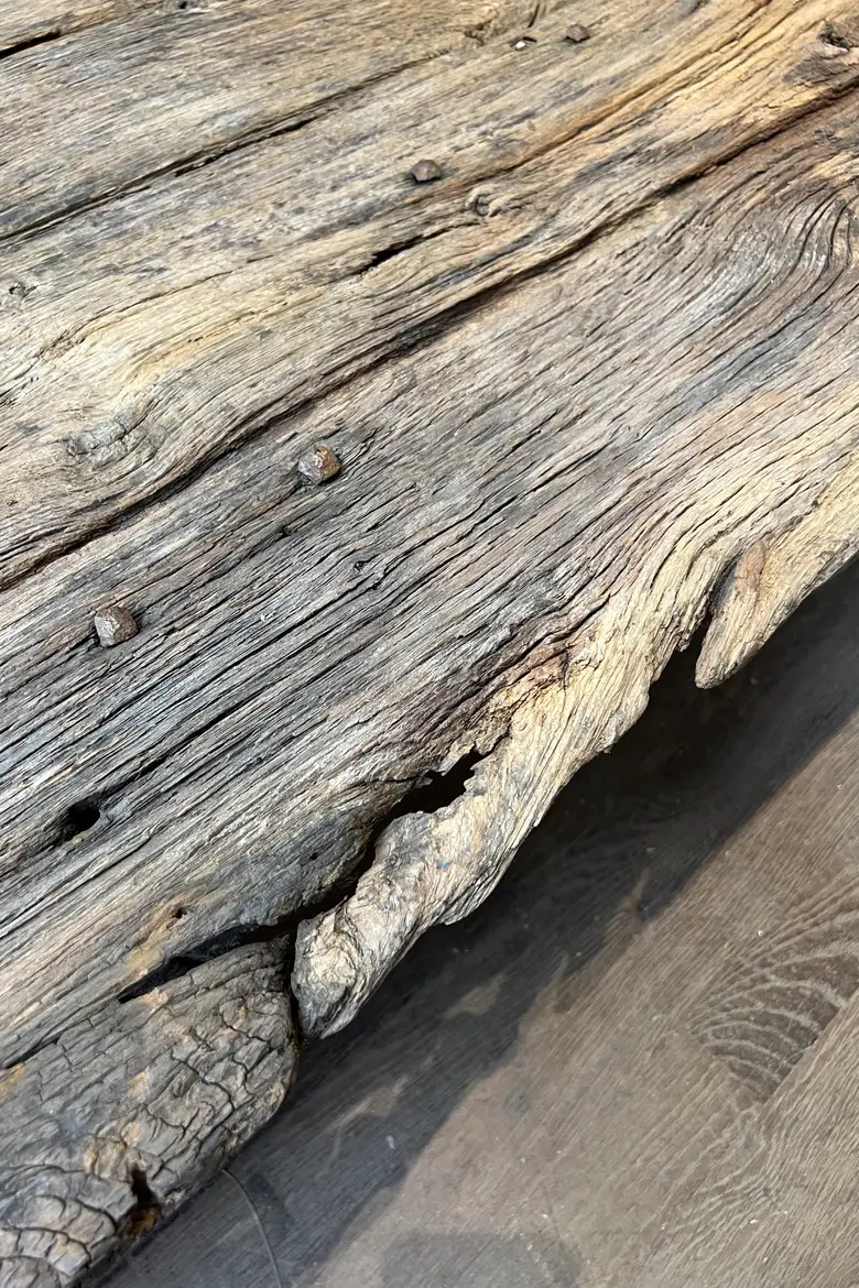 Table basse en chêne 17ème