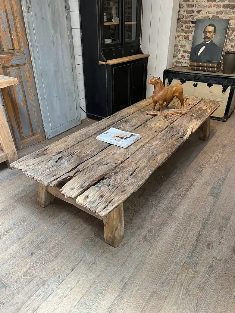Table basse en chêne 17ème