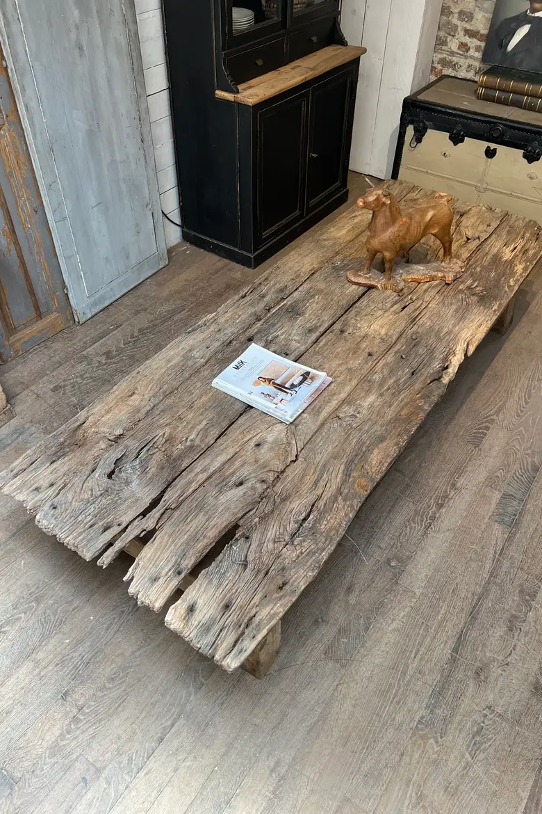 Table basse en chêne 17ème