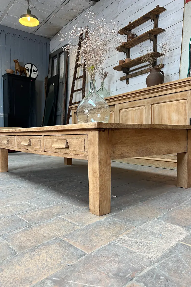 Table basse en chêne