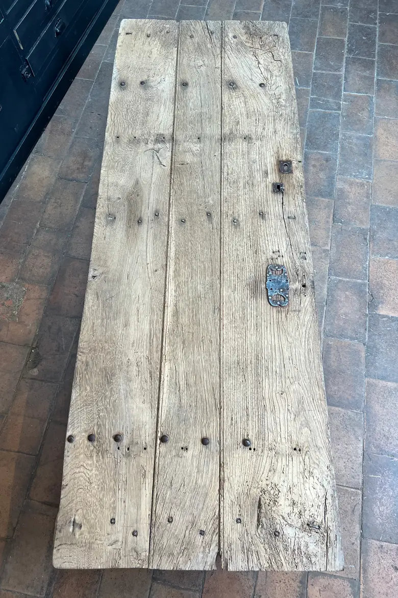 Table basse en chêne