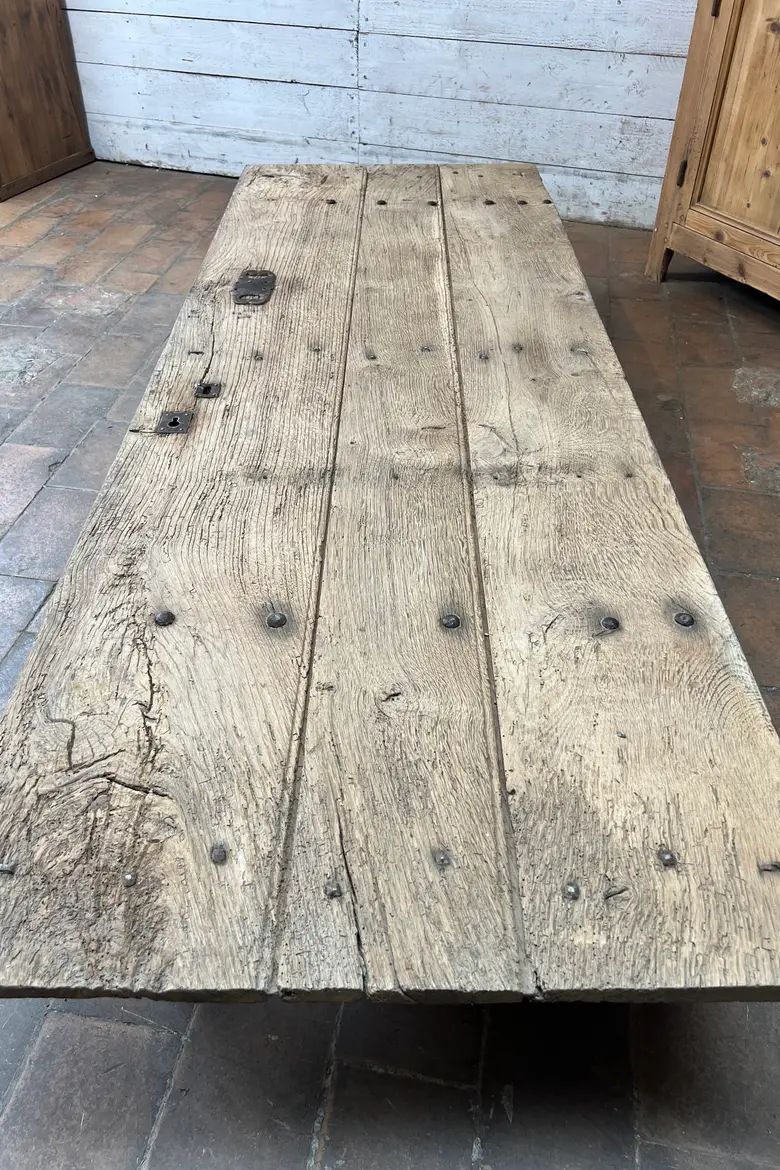Table basse en chêne