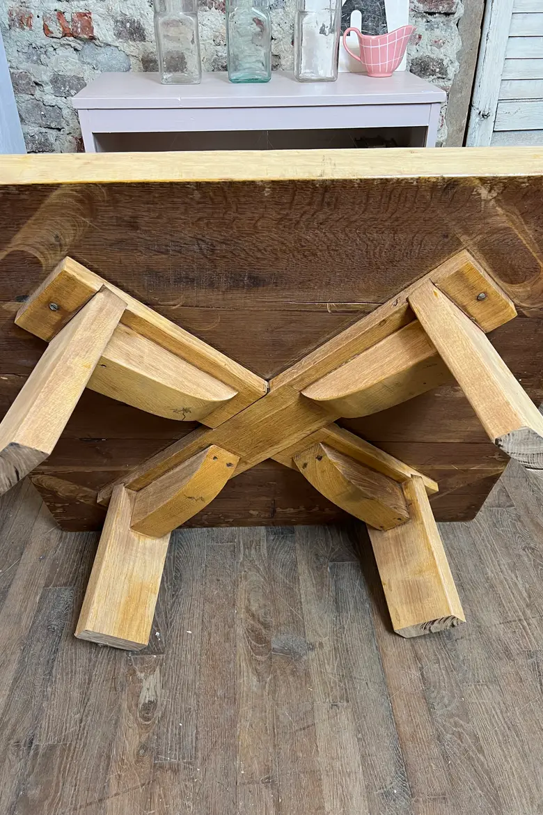 Table basse en chêne — Table basse en chêne