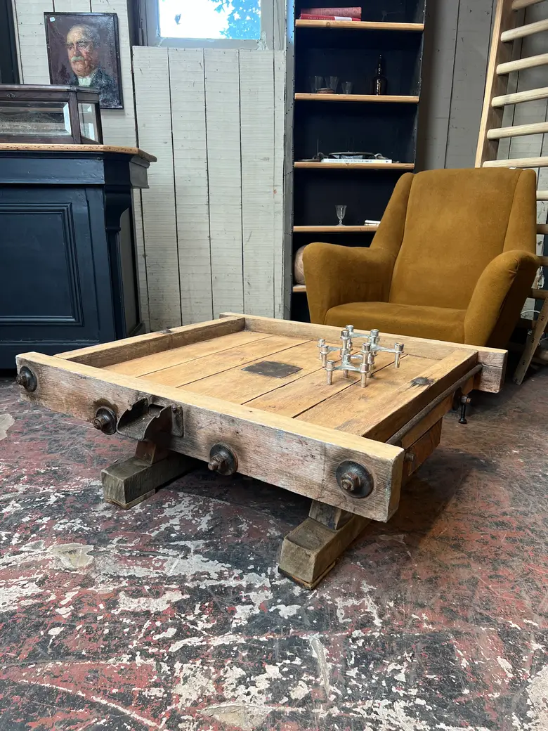 Table basse en chêne