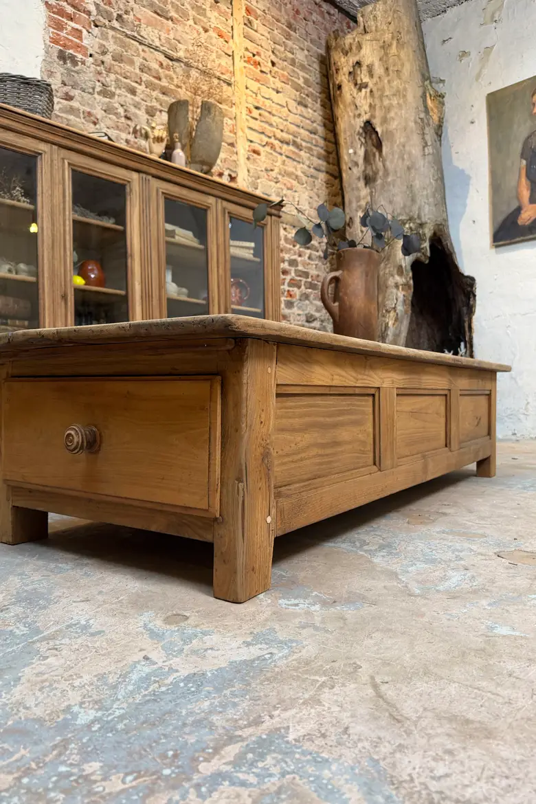 Table basse en chêne