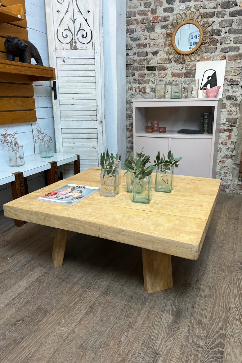 Table basse en chêne — Table basse en chêne