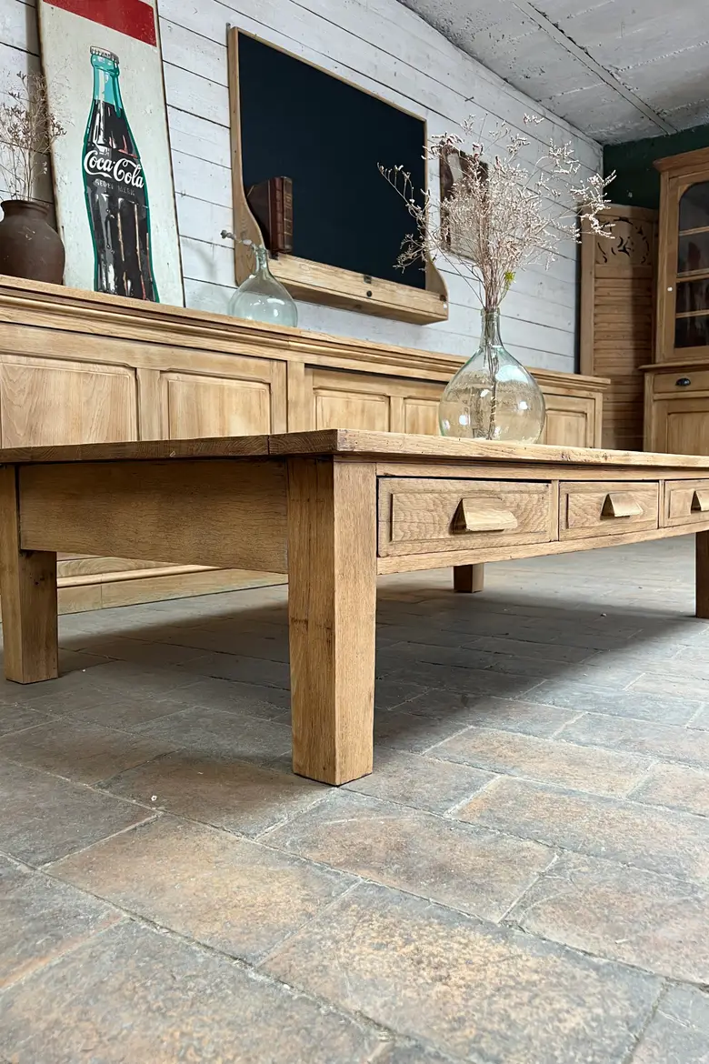 Table basse en chêne