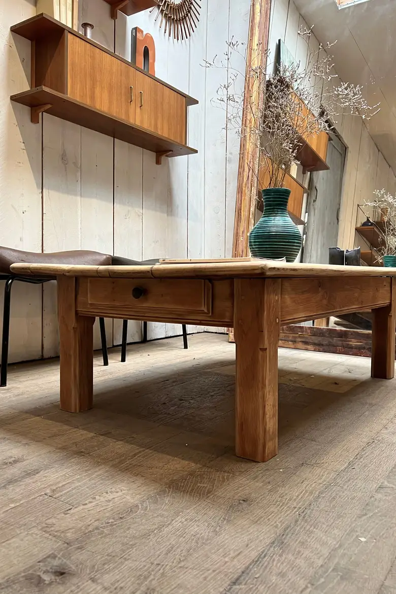 Table basse en chêne Début XXème