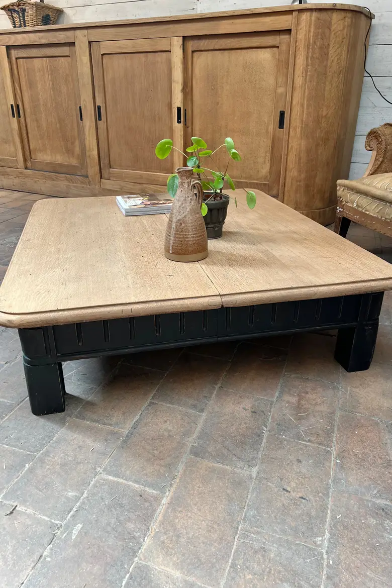 Table basse en chêne Début XXème