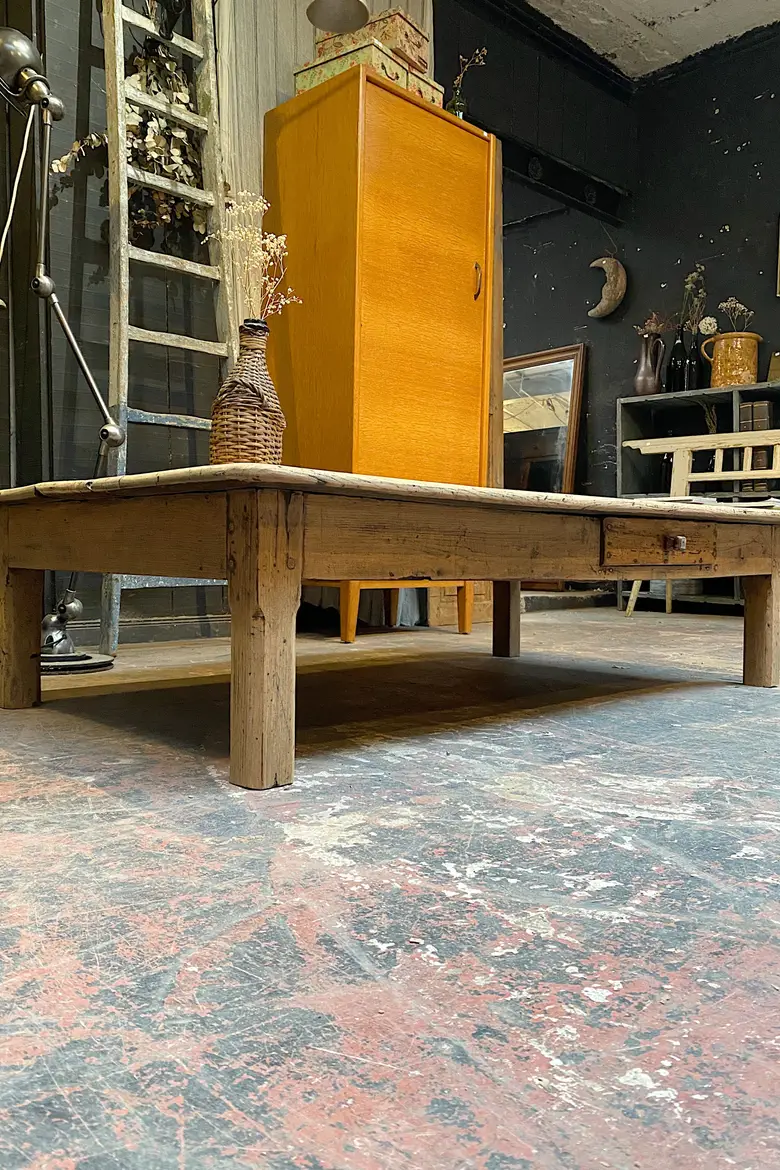 Table basse en chêne Début XXème