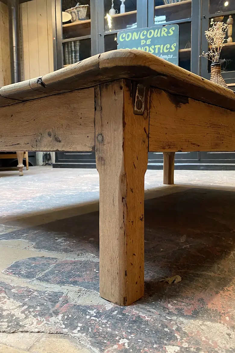Table basse en chêne Début XXème