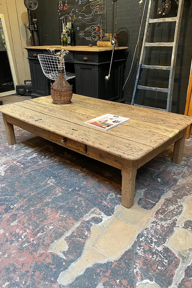 Table basse en chêne Début XXème