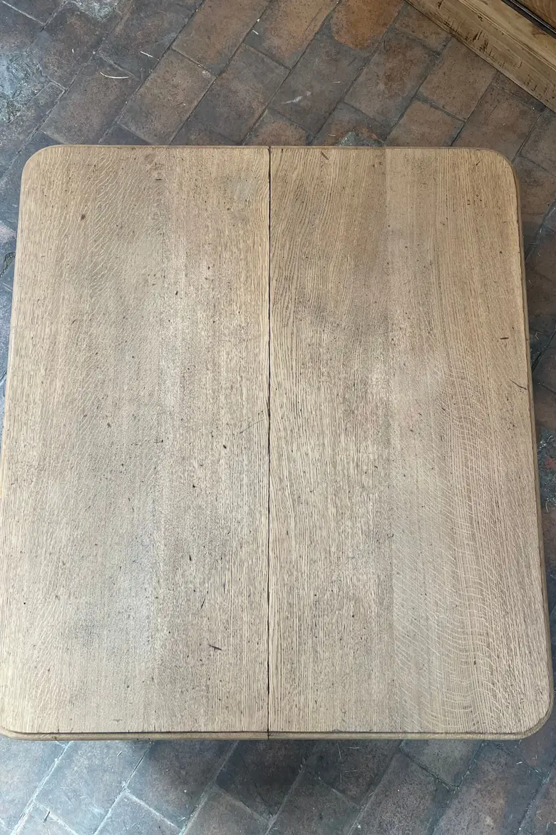 Table basse en chêne Début XXème