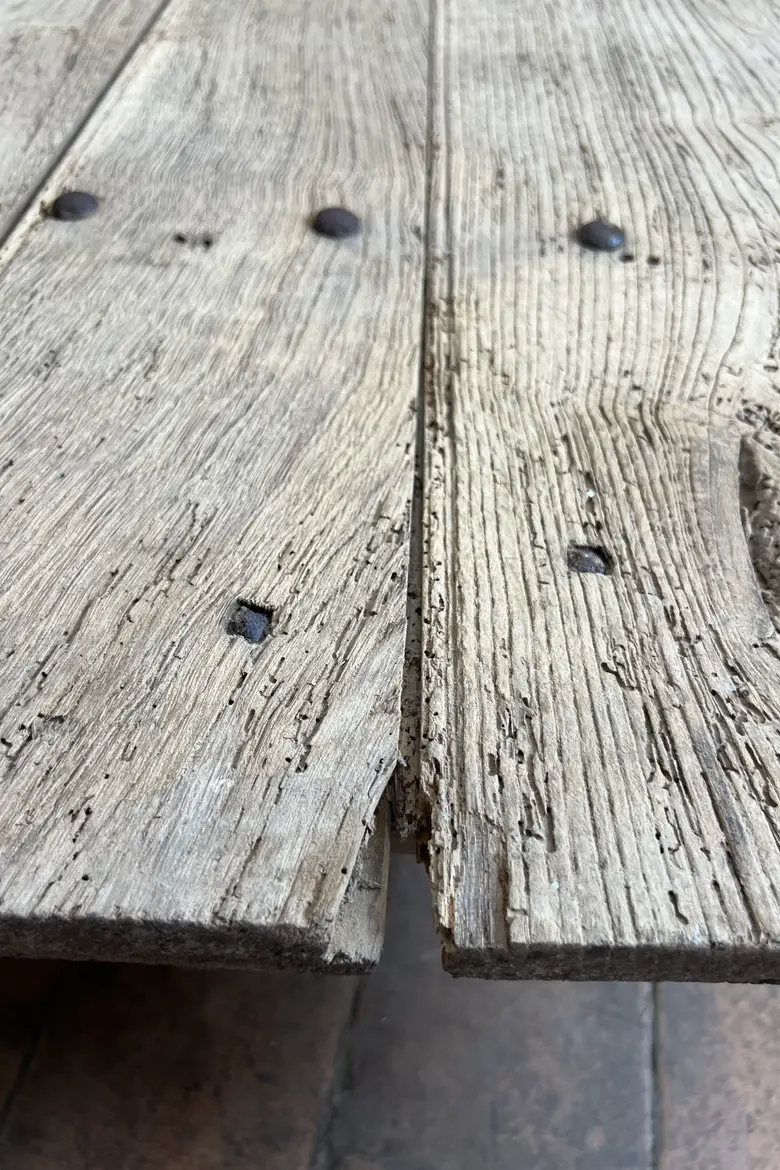 Table basse en chêne