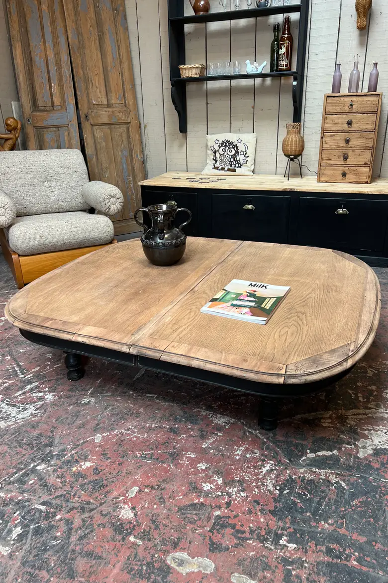 Table basse en chêne