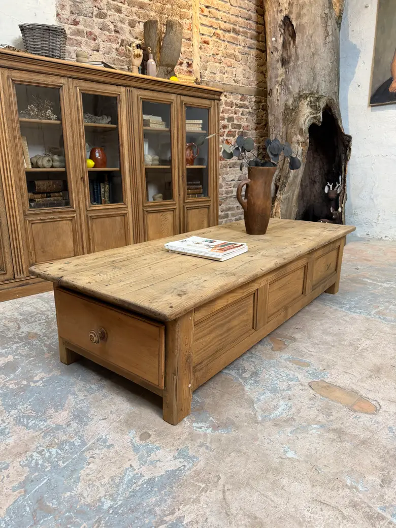 Table basse en chêne