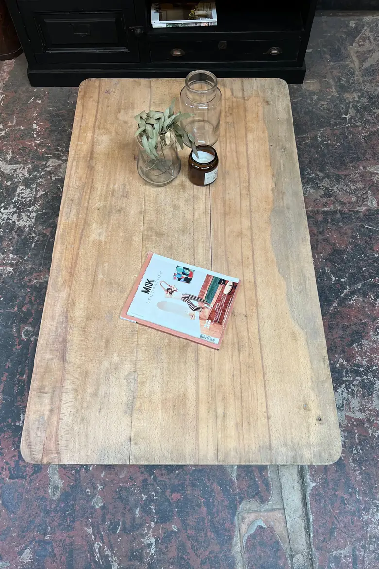 Table basse en hêtre Début XXème