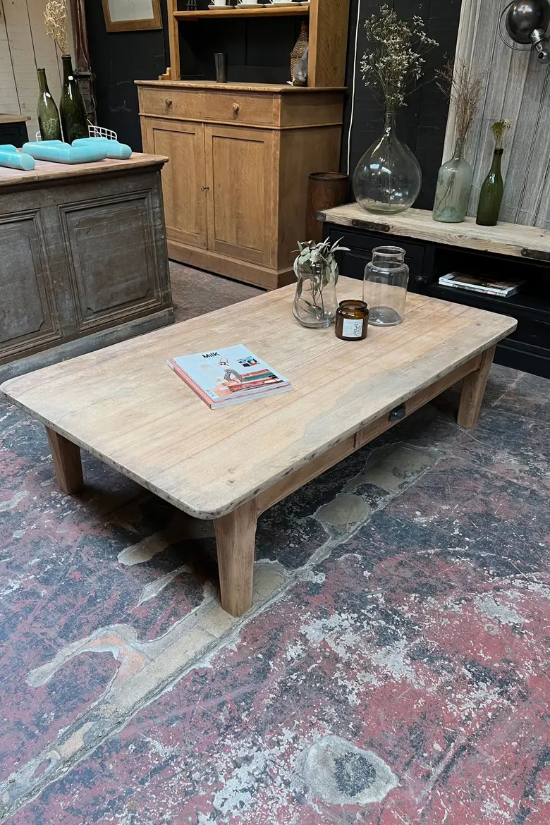 Table basse en hêtre Début XXème